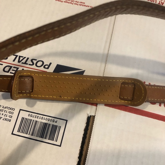LOUIS VUITTON Vachetta Replacement Shoulder Strap with Clips and Shoulder Pad - Picture 11 of 16